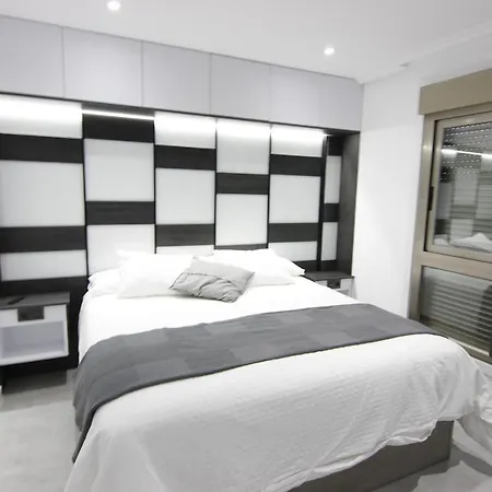 El Capricho De La Ria Ii Эль-Грове